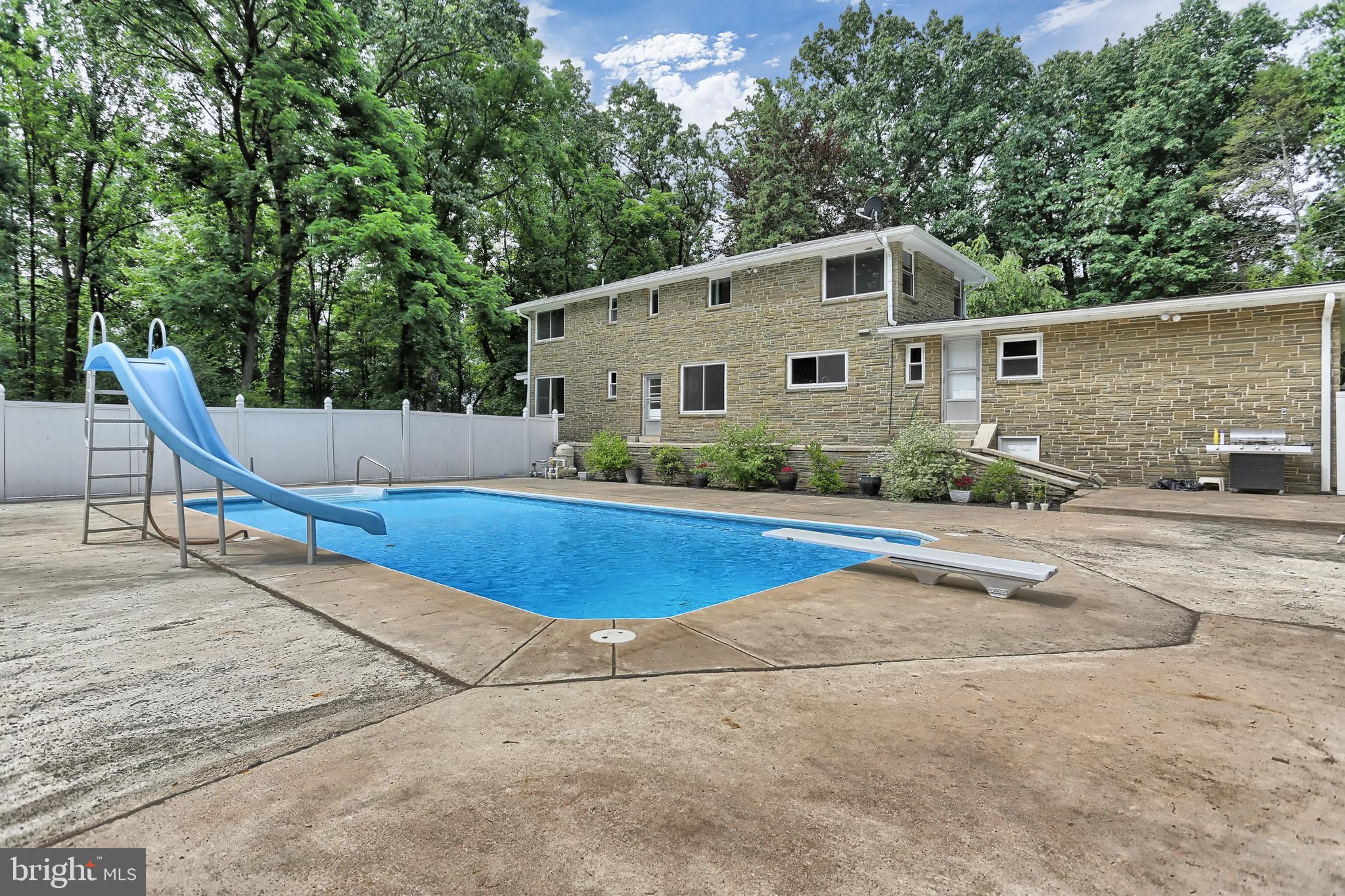 175 Pickett Road Dover, PA 17315 - Photo 43 of 59 Gallery Image 43