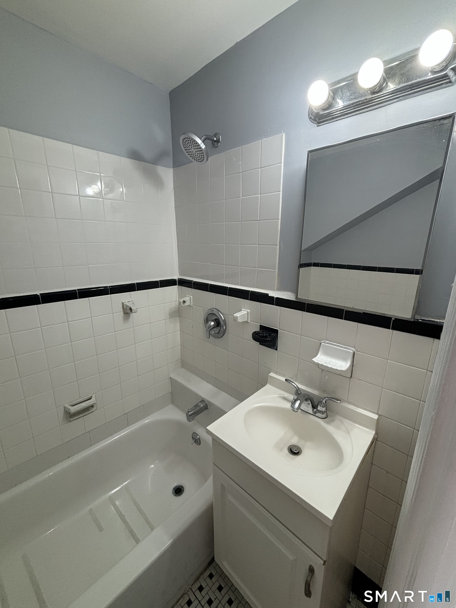 86 Birdsey Street, Unit 3R Bridgeport, CT 06610 - Photo 7 of 7