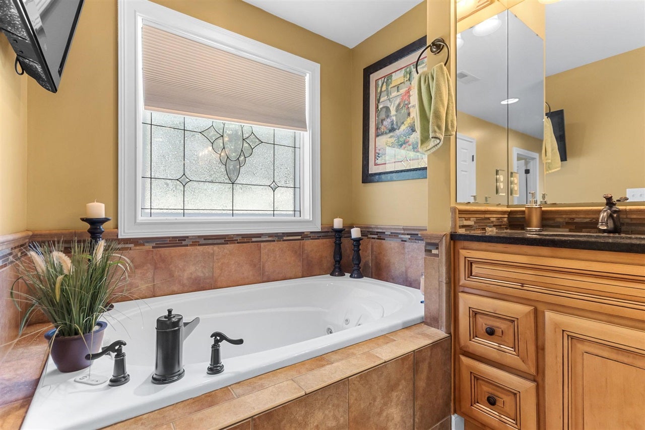 1533 Westbrook Road Bowling Green, KY 42101 - Photo 22 of 80 Gallery Image 22