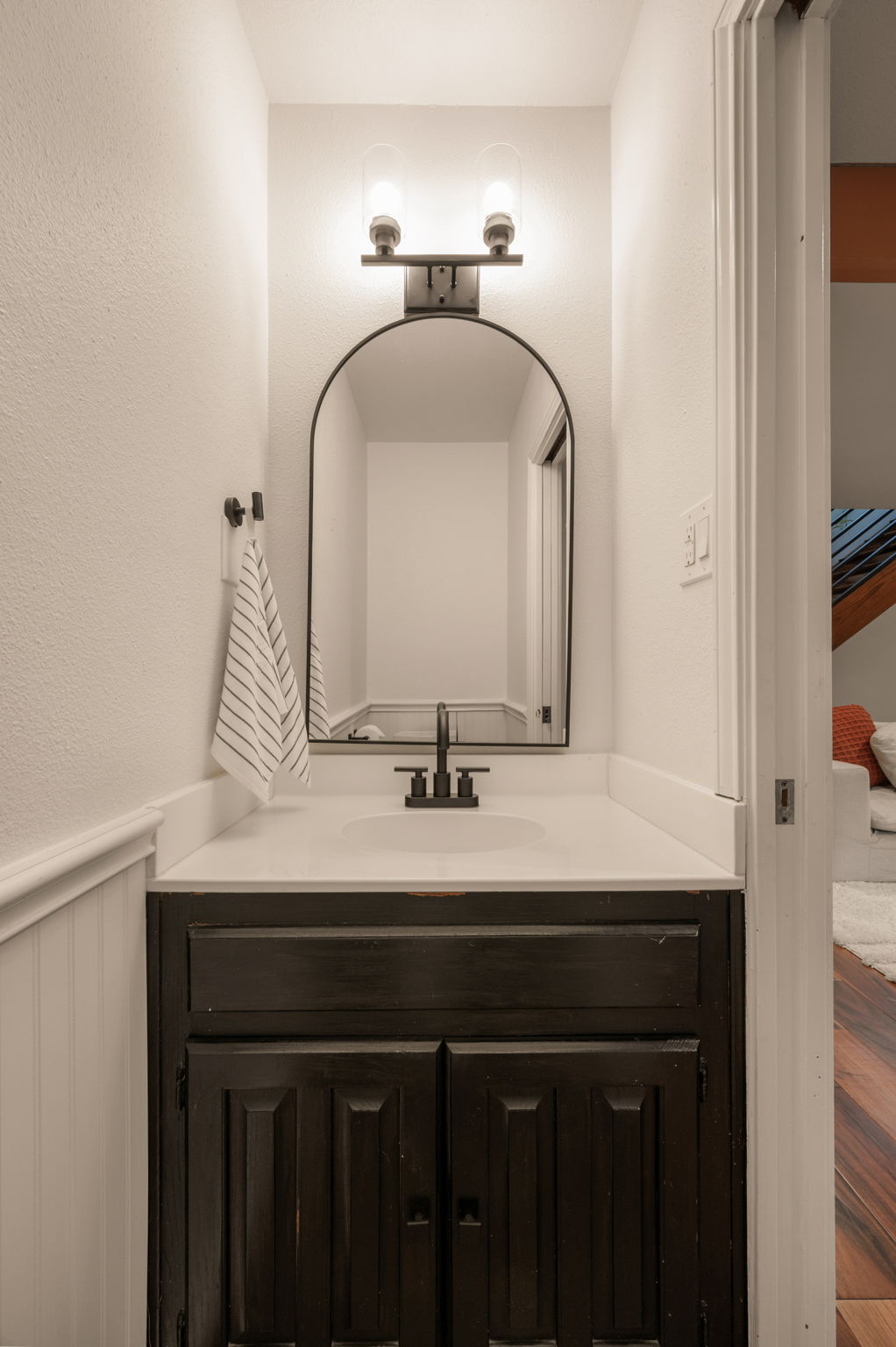 6501 Sumac Drive Austin, TX 78731 - Photo 25 of 40 Half Bathroom