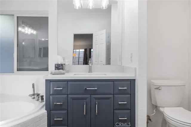 $319,000 | 23777 Mulholland Highway, Unit 108, Calabasas, CA 91302