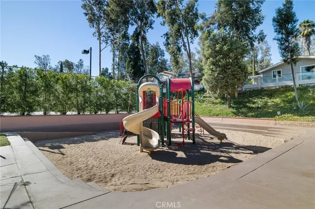 $319,000 | 23777 Mulholland Highway, Unit 108, Calabasas, CA 91302