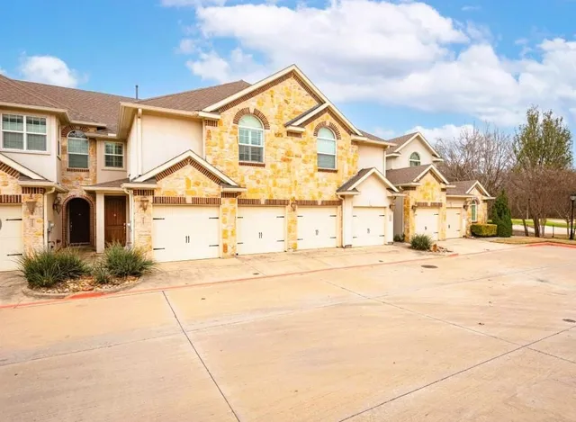 $3,495 | 2607 Eagle Drive, Grapevine, TX 76051
