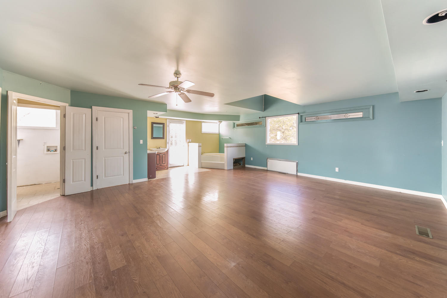 8483 Highway 58 Decatur, TN 37322 - Photo 14 of 27 Master Bedroom