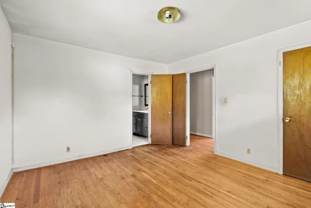 $229,900 | 3190 Apple Orchard Road, Clinton, SC 29325