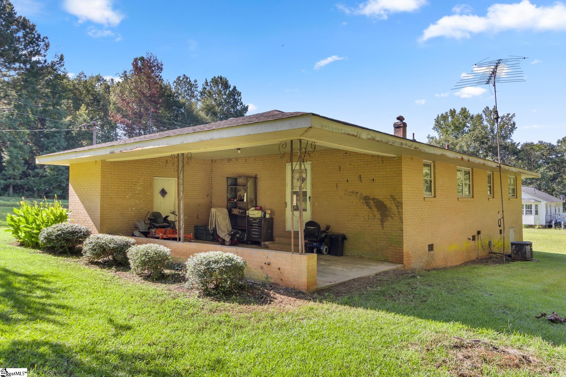 3190 Apple Orchard Road Clinton, SC 29325 - Photo 23 of 34