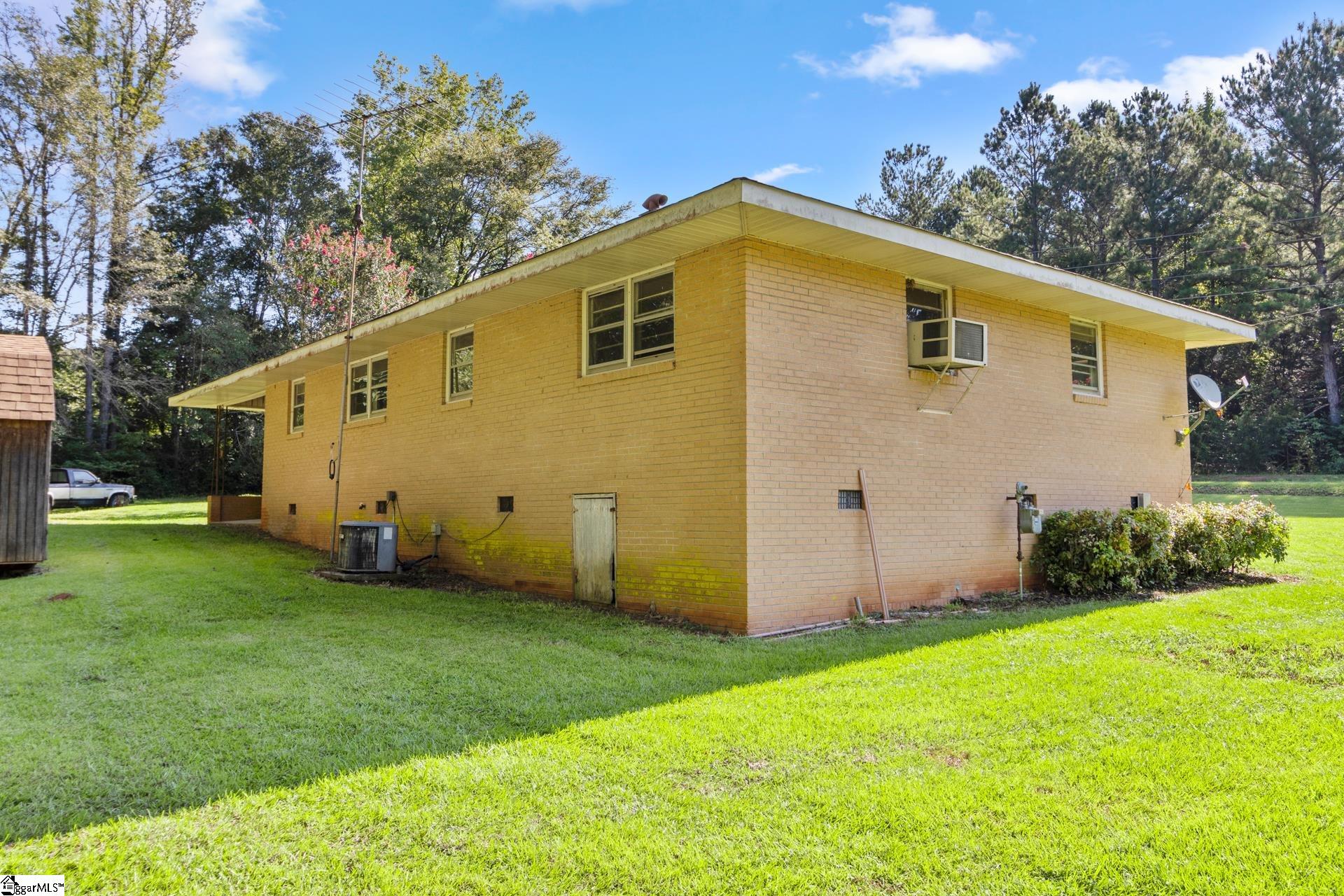 3190 Apple Orchard Road Clinton, SC 29325 - Photo 24 of 34