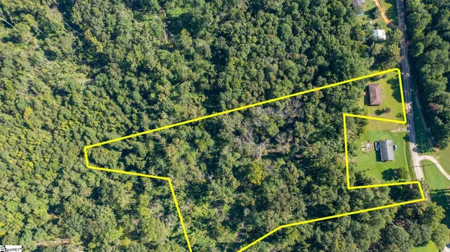 $229,900 | 3190 Apple Orchard Road, Clinton, SC 29325