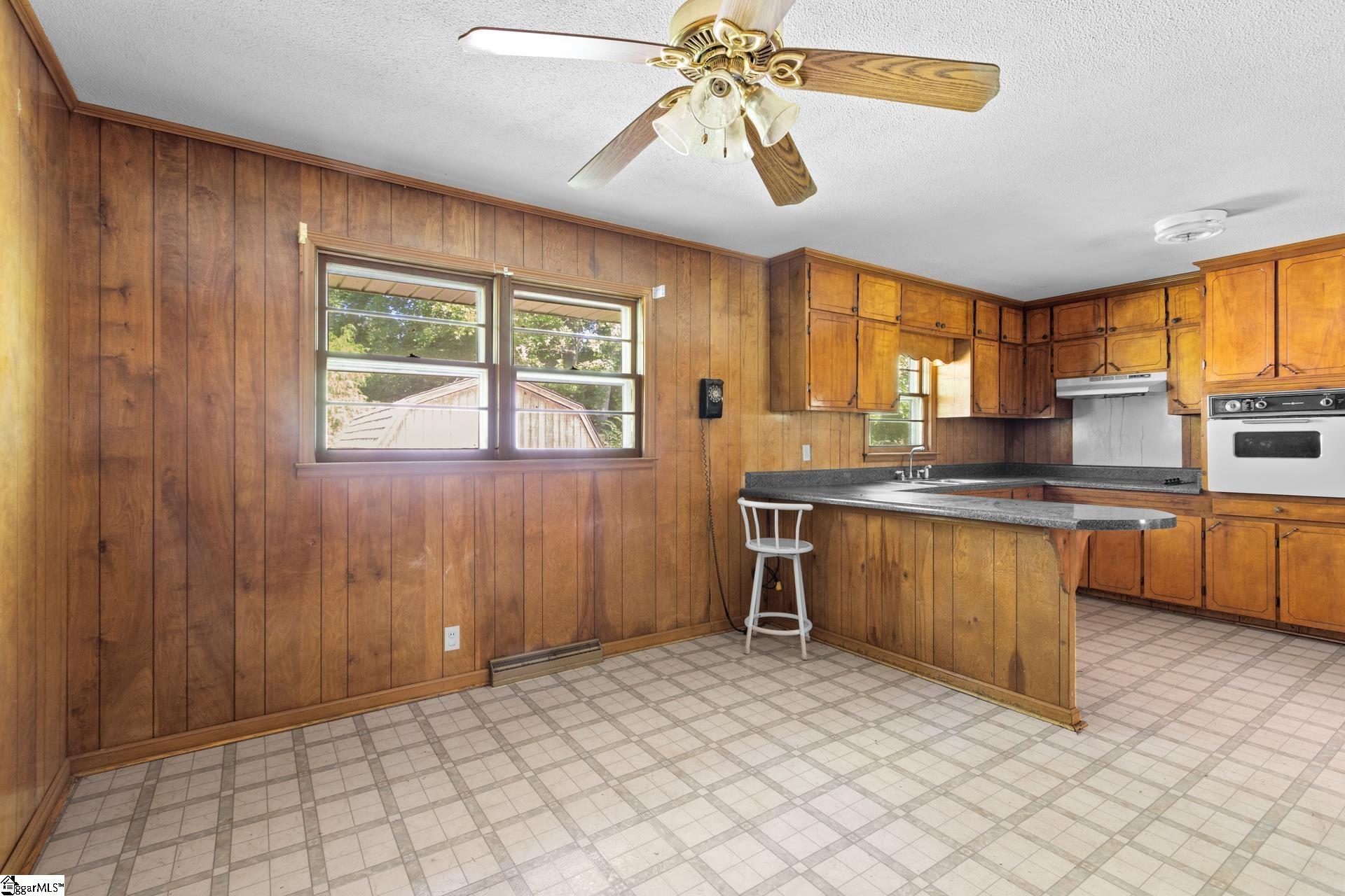 3190 Apple Orchard Road Clinton, SC 29325 - Photo 7 of 34