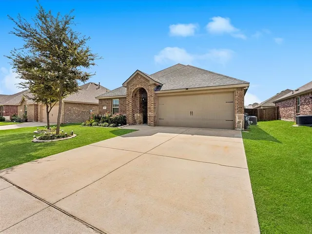 $319,900 | 607 Rawhide Way, Princeton, TX 75407
