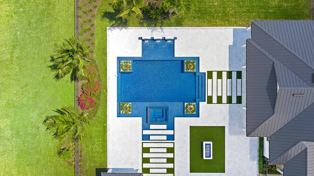 $9,900,000 | 19505 Southeast Turnbridge Drive, Jupiter, FL 33458