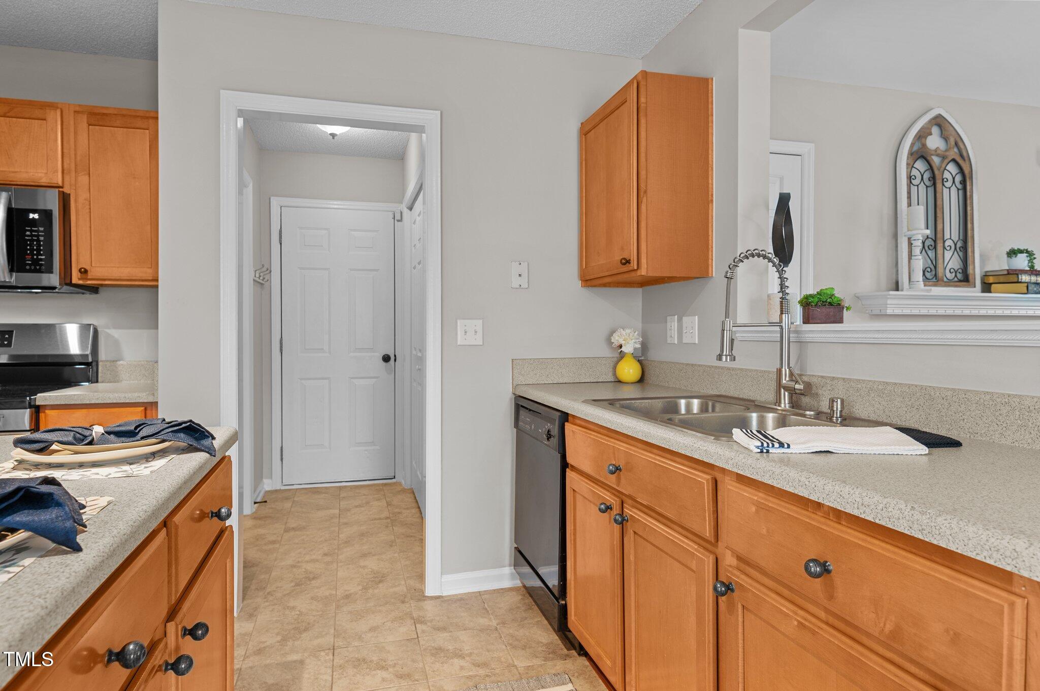 3823 Hopper Street Raleigh, NC 27616 - Photo 13 of 33 25-web-or-mls-DSC_4981