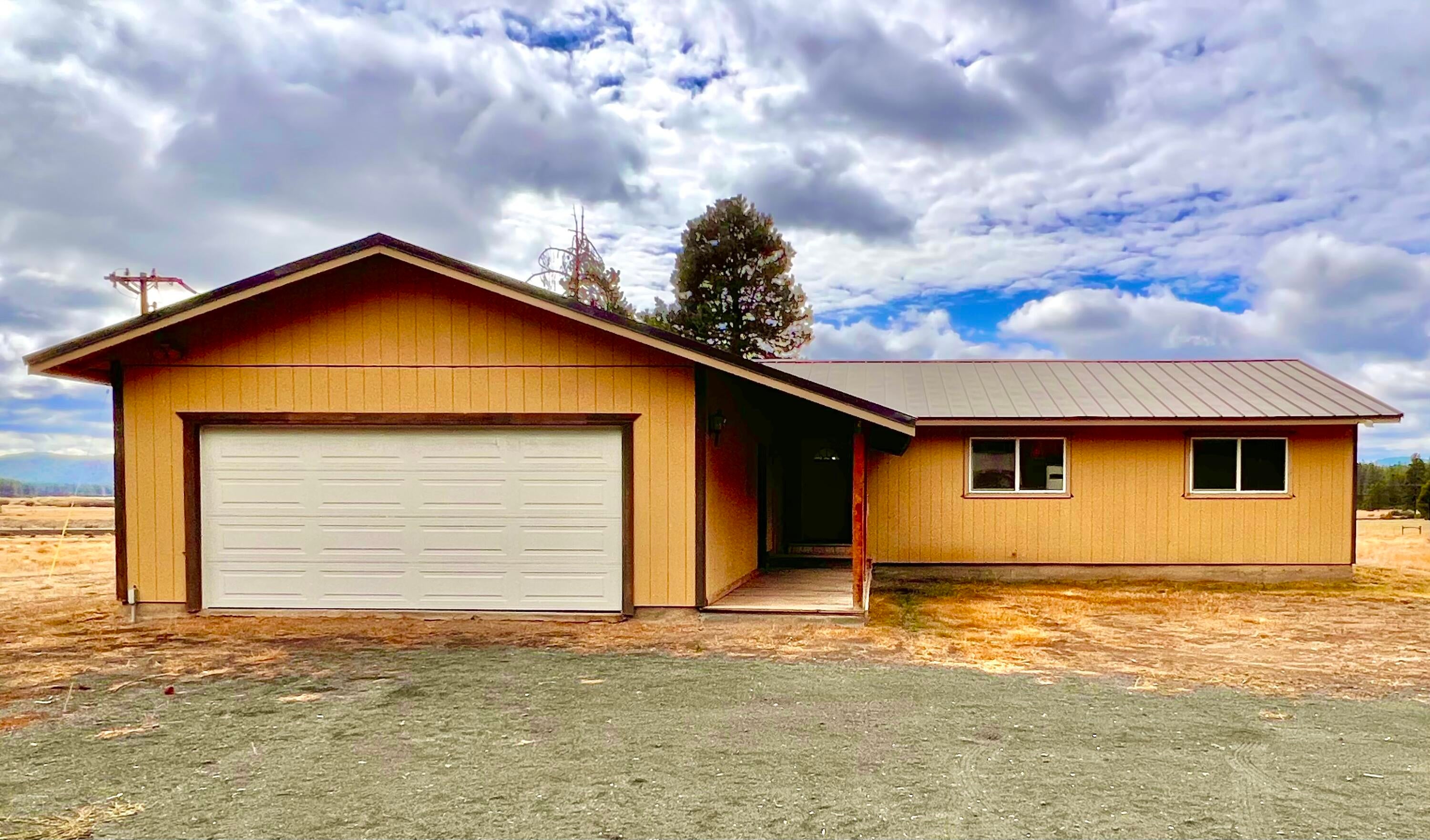 9615 Williamson River Road Chiloquin, OR 97624 - Photo 3 of 60 Front