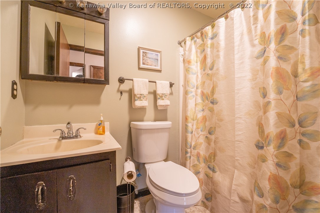 232 Eureka Road Charleston, WV 25314 - Photo 13 of 25 Gallery Image 13