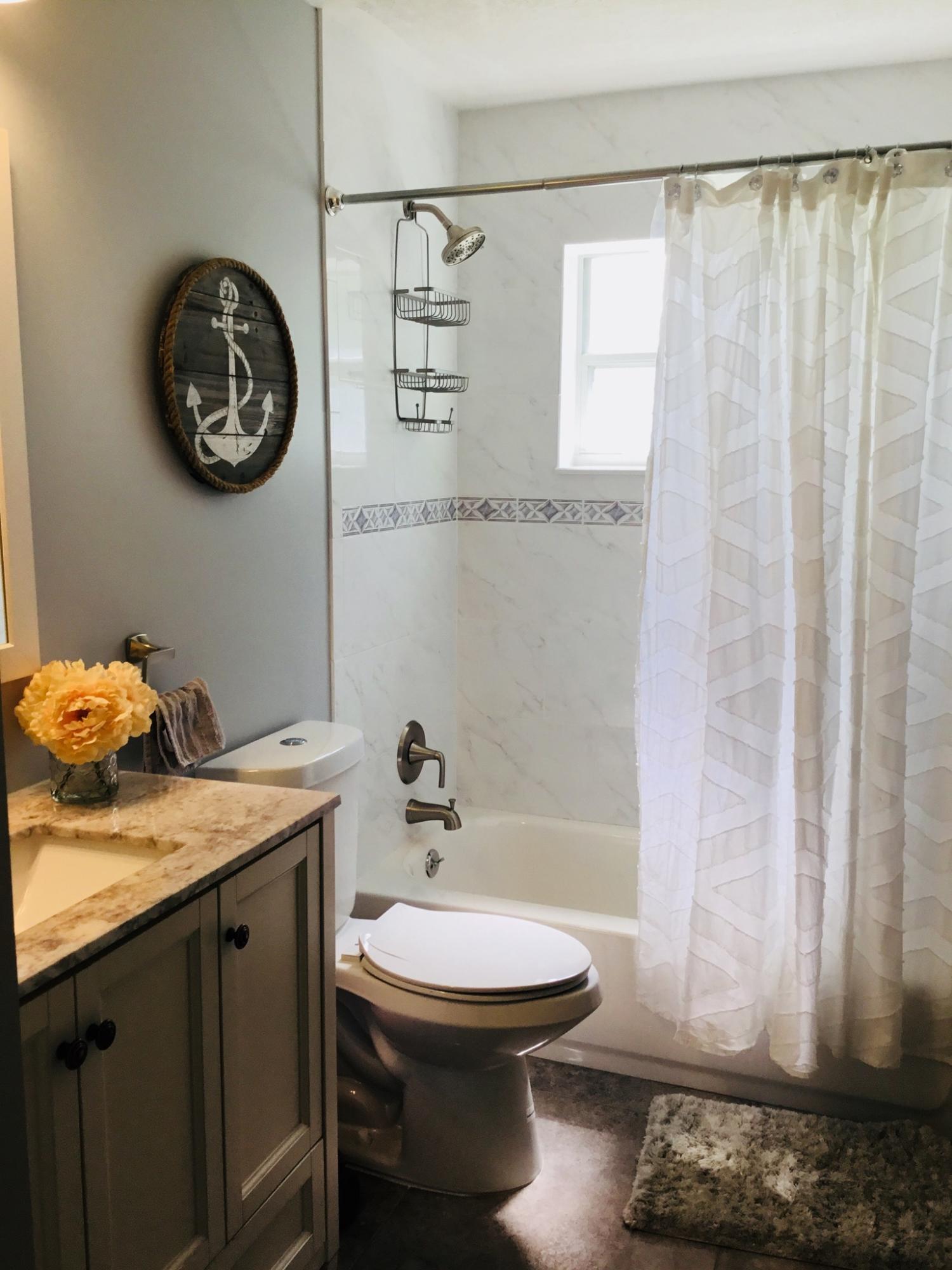 1357 Drexel Road West Palm Beach, FL 33417 - Photo 11 of 17 2nd bathroom