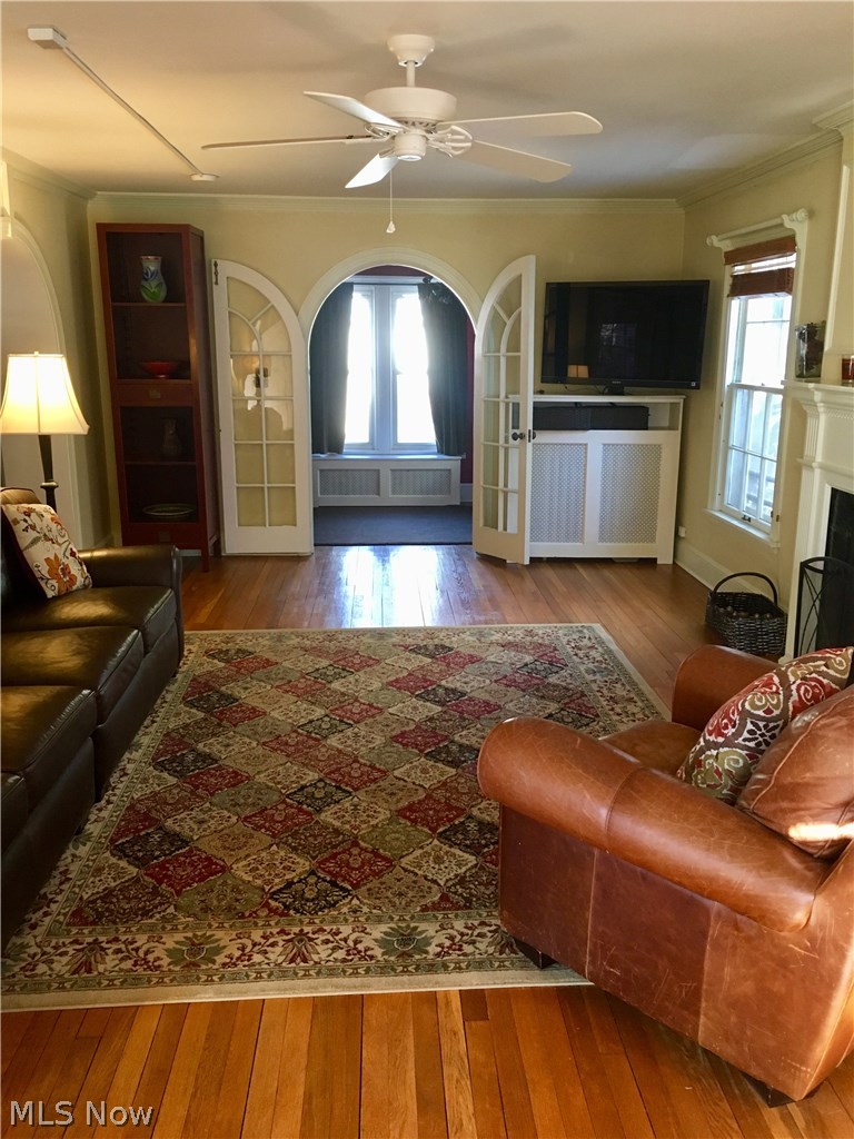 3280 Lansmere Road Shaker Heights, OH 44122 - Photo 2 of 28 Gallery Image 2