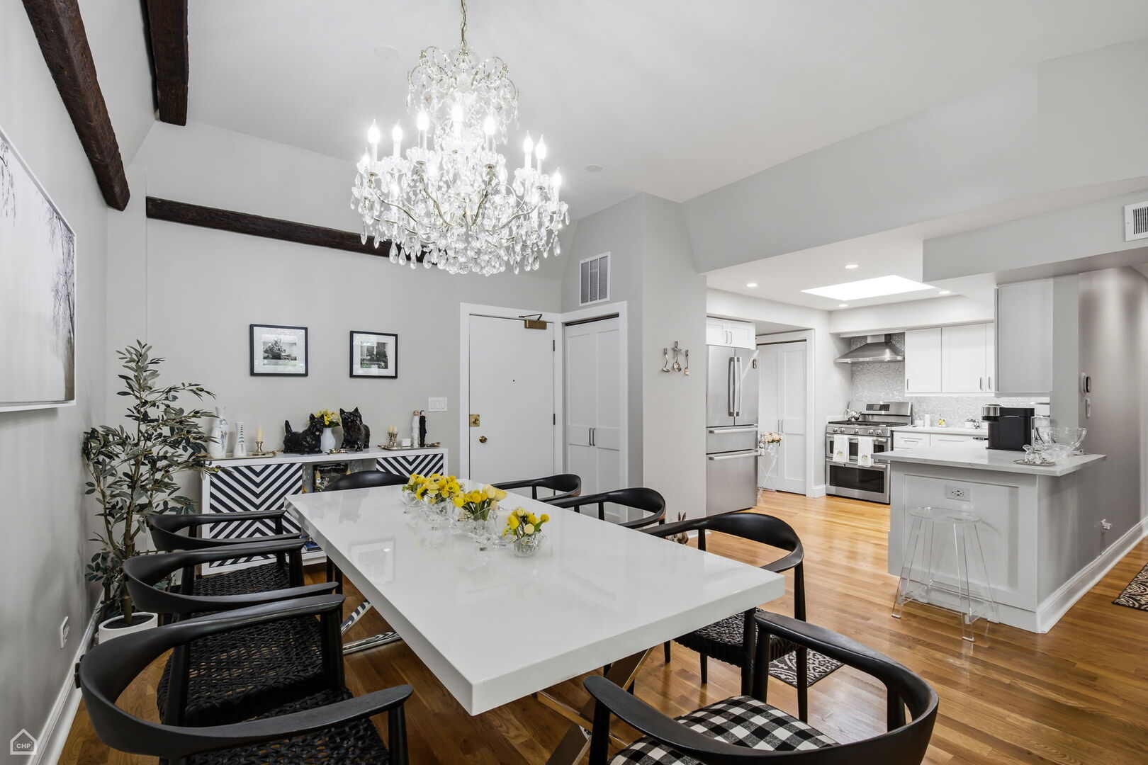7200 North Ridge Boulevard, Unit 4G Chicago, IL 60645 - Photo 11 of 27 Gallery Image 11