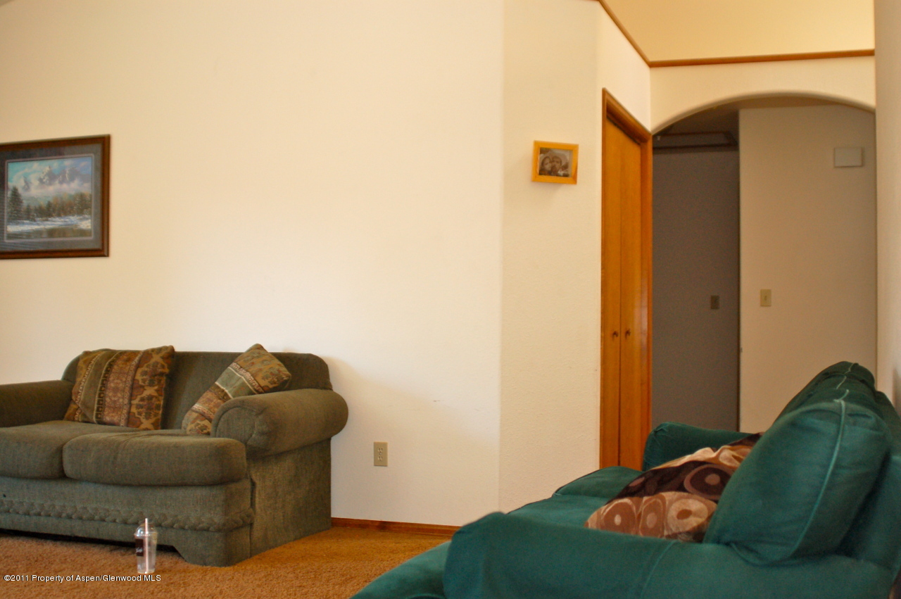 620 Ginseng Road New Castle, CO 81647 - Photo 3 of 4 Living Room