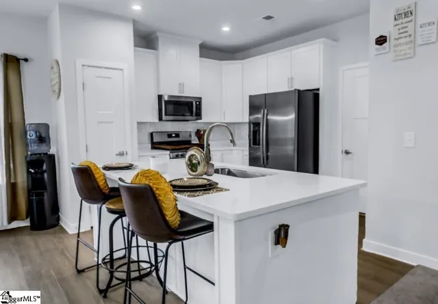 $313,999 | 516 Martin Crk Drive, Simpsonville, SC 29680