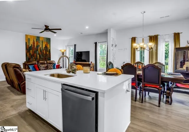 $313,999 | 516 Martin Crk Drive, Simpsonville, SC 29680