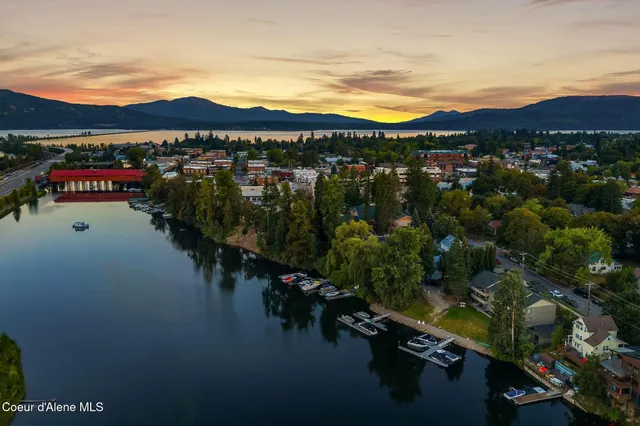 $549,000 | 720 North 3rd Avenue, Unit 5, Sandpoint, ID 83864