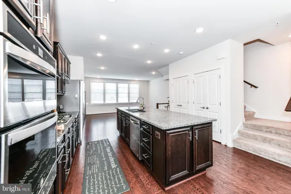$3,750 | 13372 Sherwood Park Lane, Herndon, VA 20171