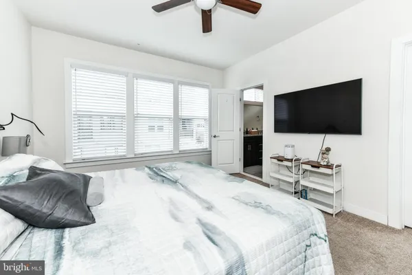 $3,750 | 13372 Sherwood Park Lane, Herndon, VA 20171