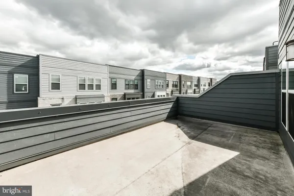 $3,750 | 13372 Sherwood Park Lane, Herndon, VA 20171