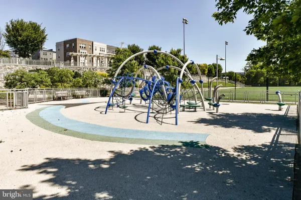 $3,750 | 13372 Sherwood Park Lane, Herndon, VA 20171