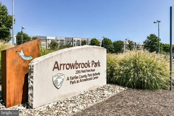 $3,750 | 13372 Sherwood Park Lane, Herndon, VA 20171