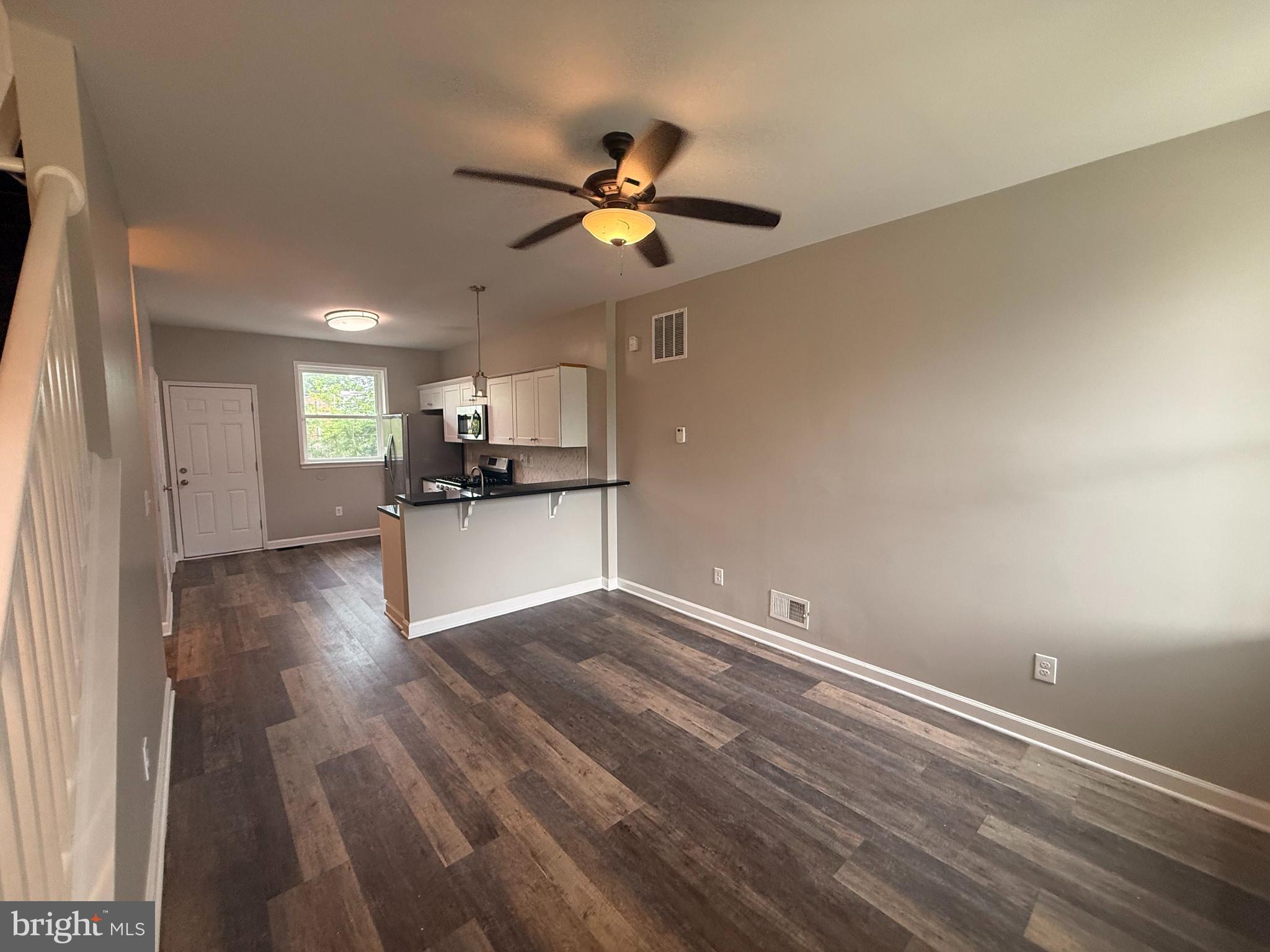 4830 Pimlico Road Baltimore, MD 21215 - Photo 2 of 17 Entry/Living Room