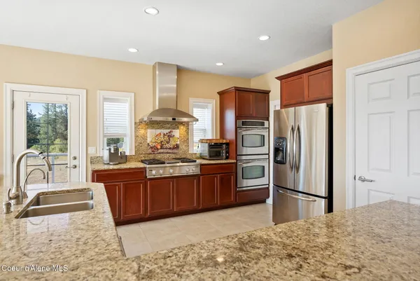 $1,160,000 | 2953 East Badger Road, Harrison, ID 83833