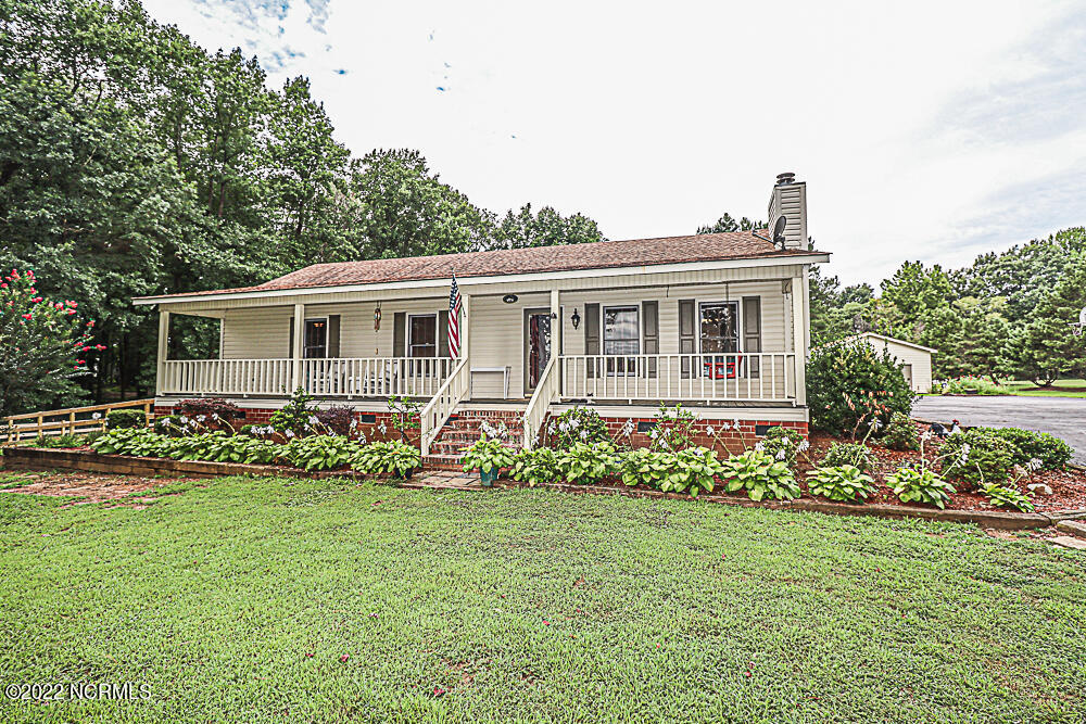 5442 Red Road Nashville, NC 27856 - Photo 1 of 45 Front