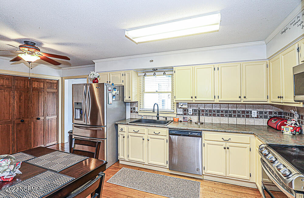 5442 Red Road Nashville, NC 27856 - Photo 28 of 45 kitchen 3