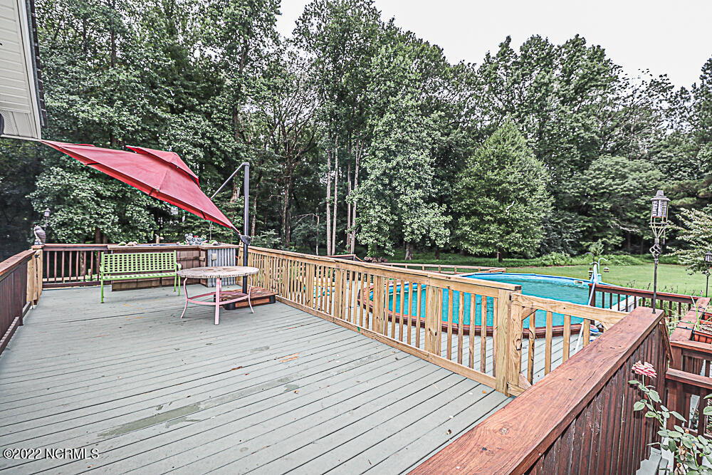 5442 Red Road Nashville, NC 27856 - Photo 44 of 45 deck