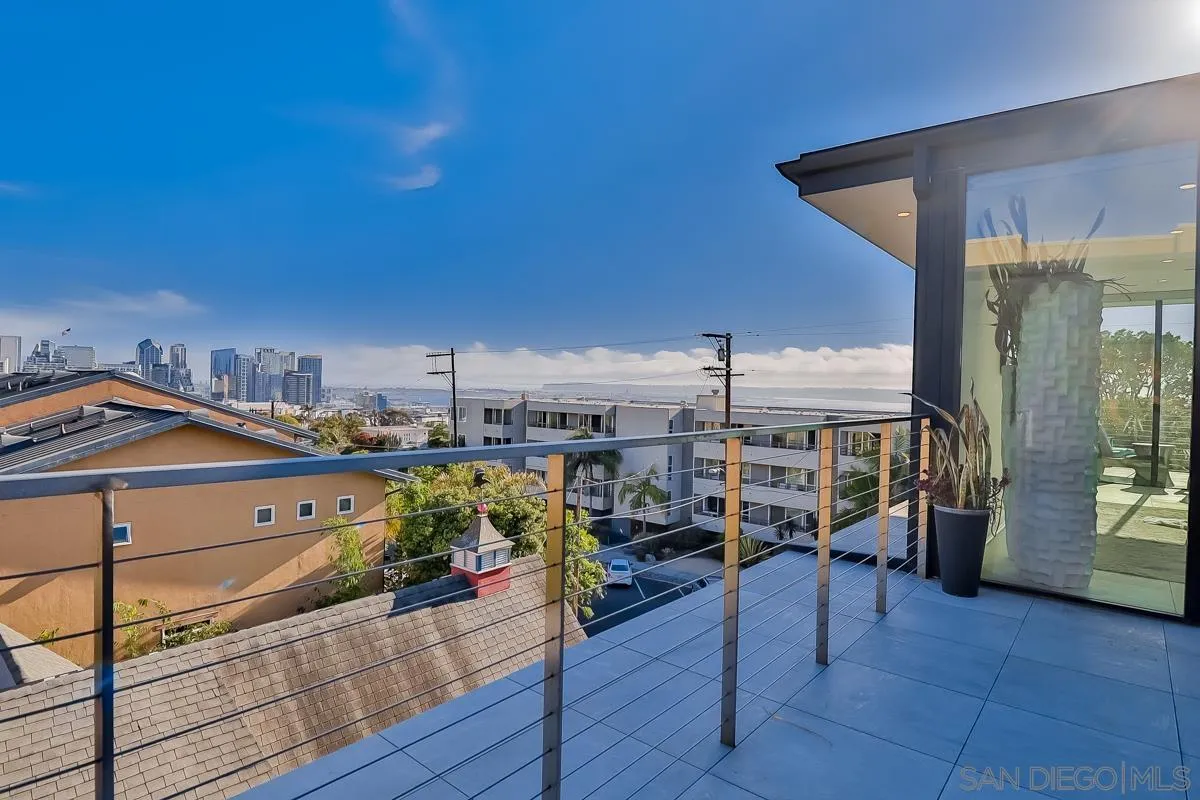 2359 Front Street San Diego, CA 92101 - Photo 42 of 50 a view of a terrace