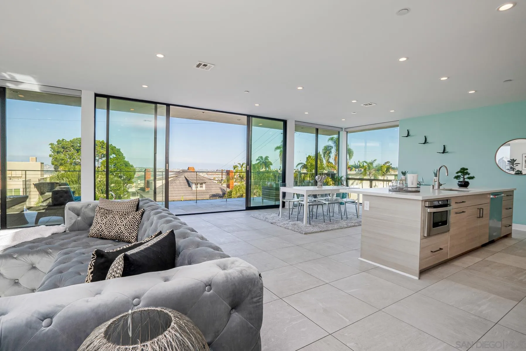2359 Front Street San Diego, CA 92101 - Photo 7 of 50 a living room with furniture and a large window