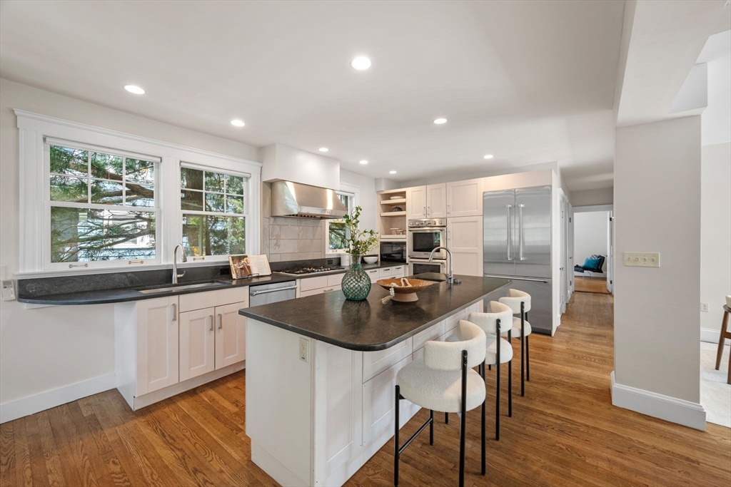 21-23 Grozier Road, Unit 23 Cambridge, MA 02138 - Photo 14 of 39 Gallery Image 14