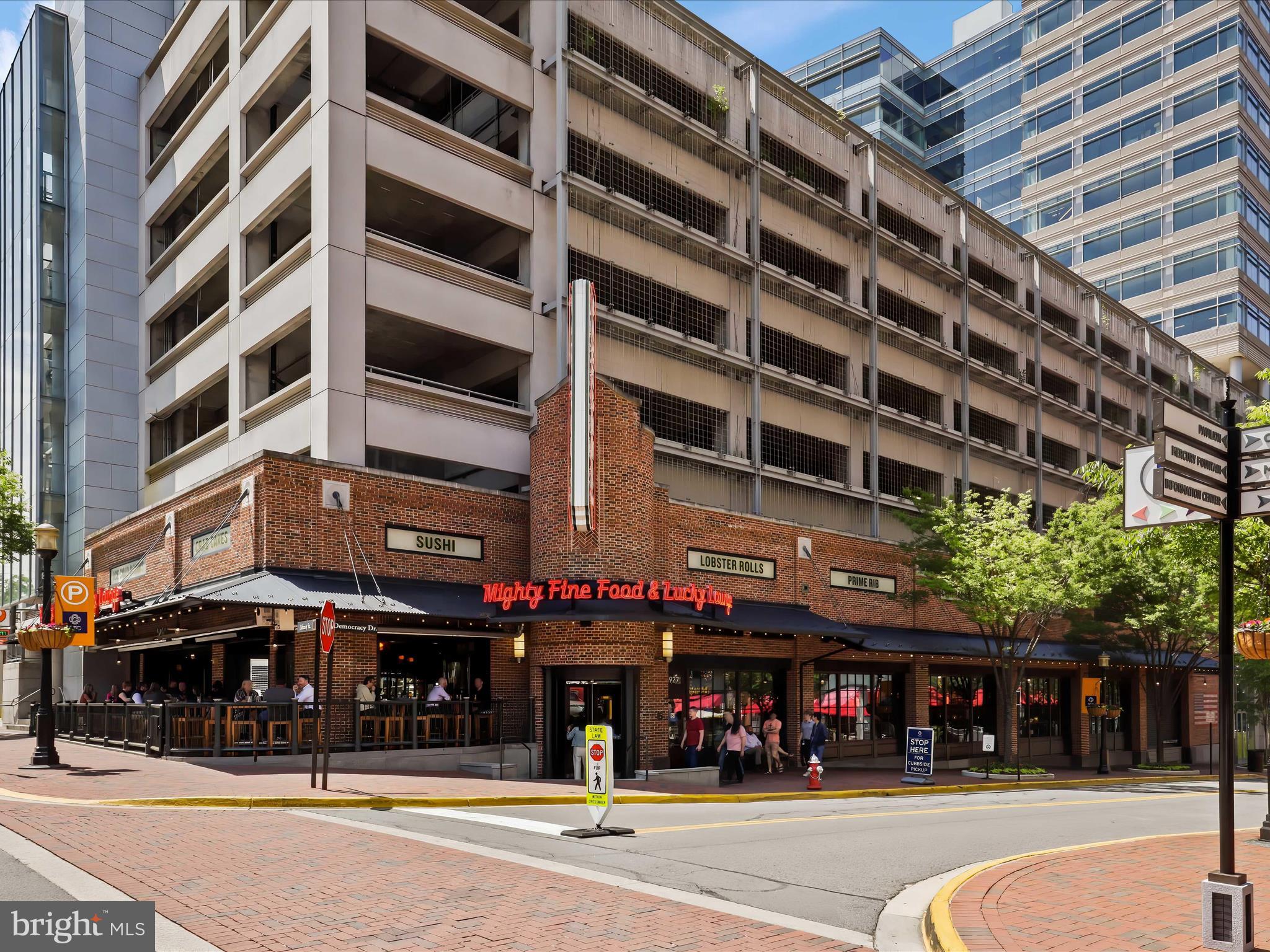 2208 Cartwright Place Reston, VA 20191 - Photo 29 of 37