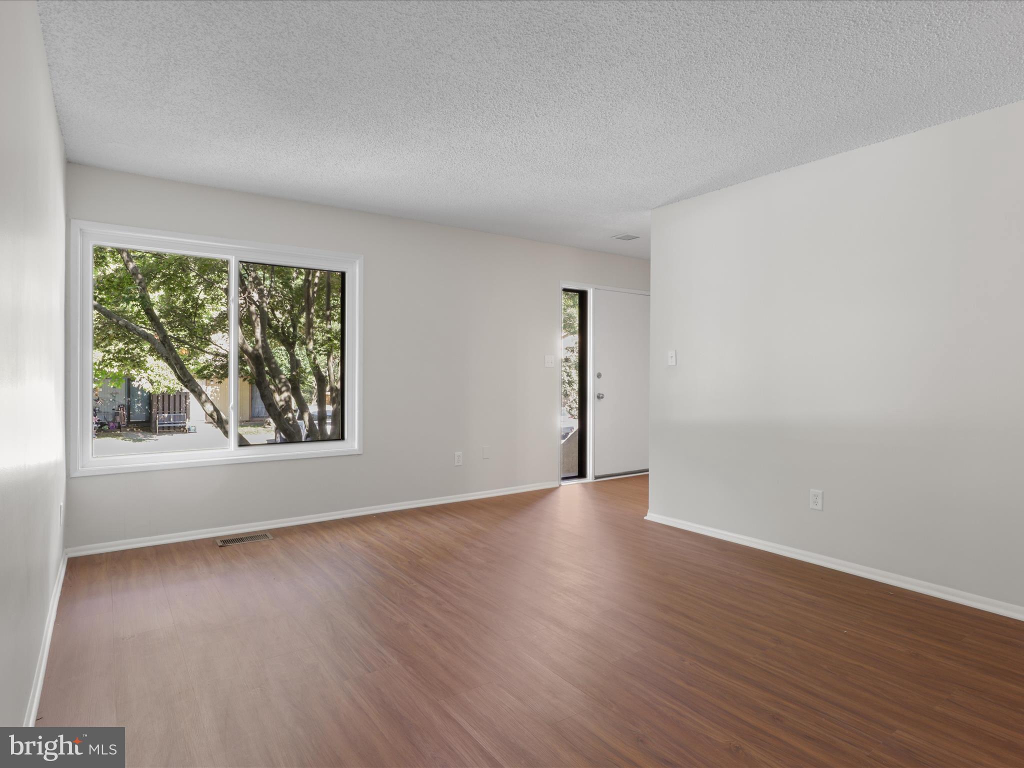 2208 Cartwright Place Reston, VA 20191 - Photo 6 of 37 So clean and inviting