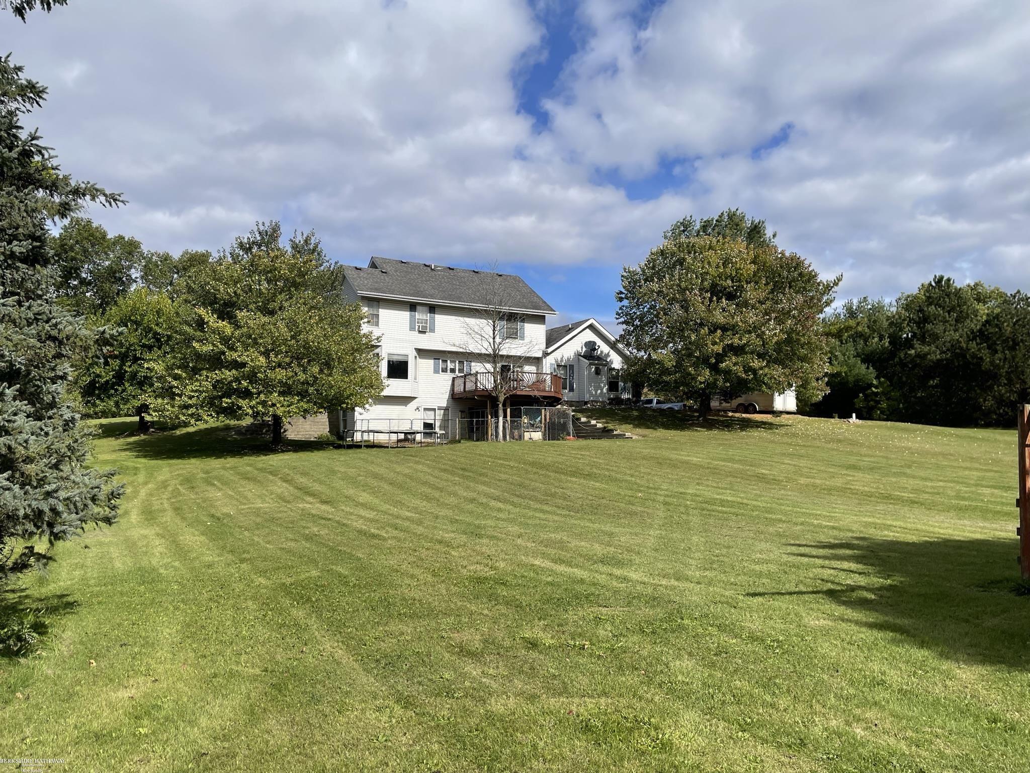 432 Mack Road Leonard, MI 48367 - Photo 9 of 21