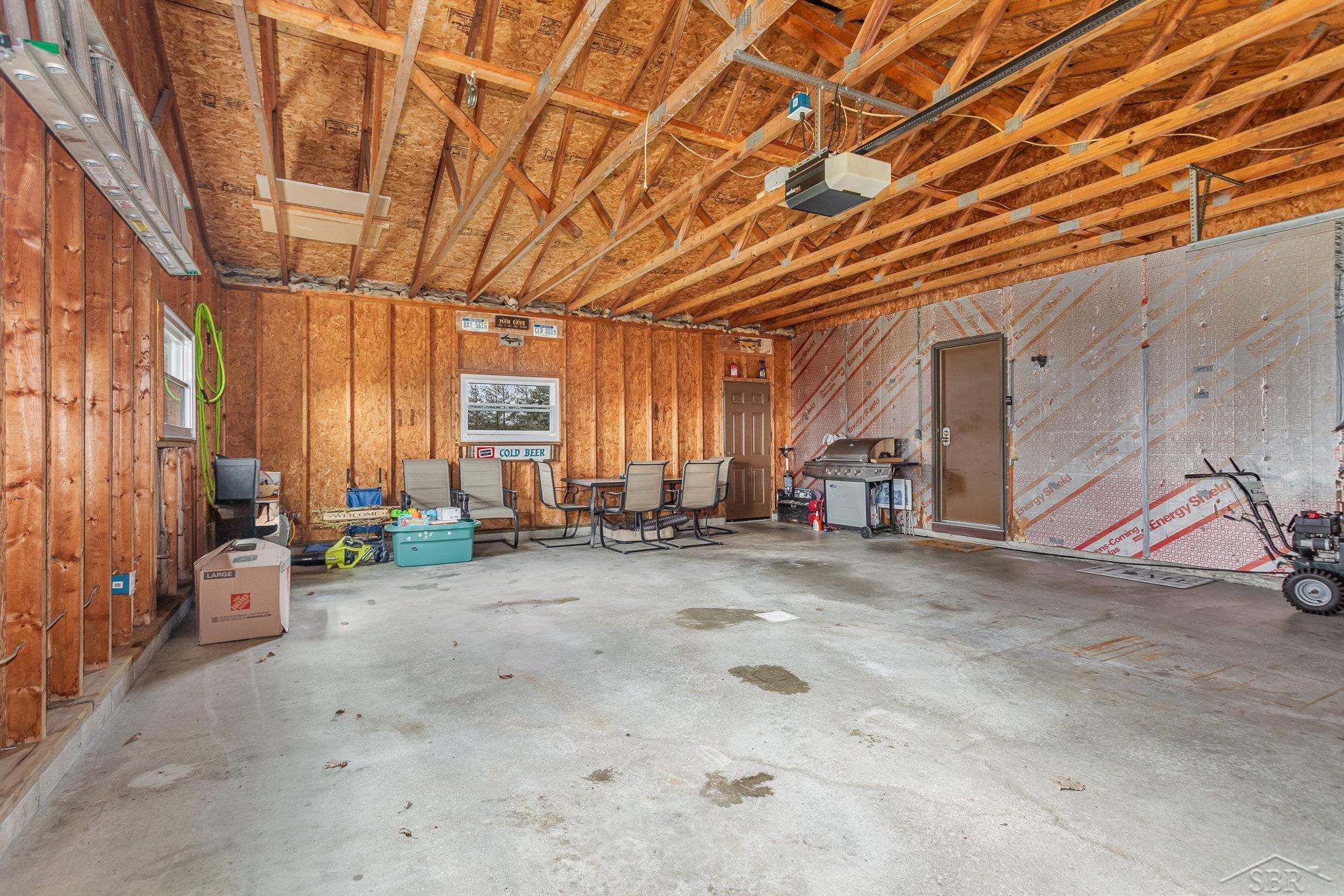 6784 7 Mile Road Freeland, MI 48623 - Photo 21 of 26 50130064-afb4dfd9-0fe6-4df0-b698-623869d11d7f.JPG