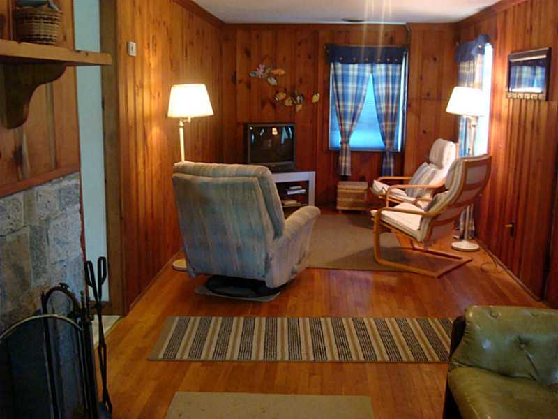 180 Charlestown Beach Road Charlestown, RI 02813 - Photo 5 of 5 Living Room.