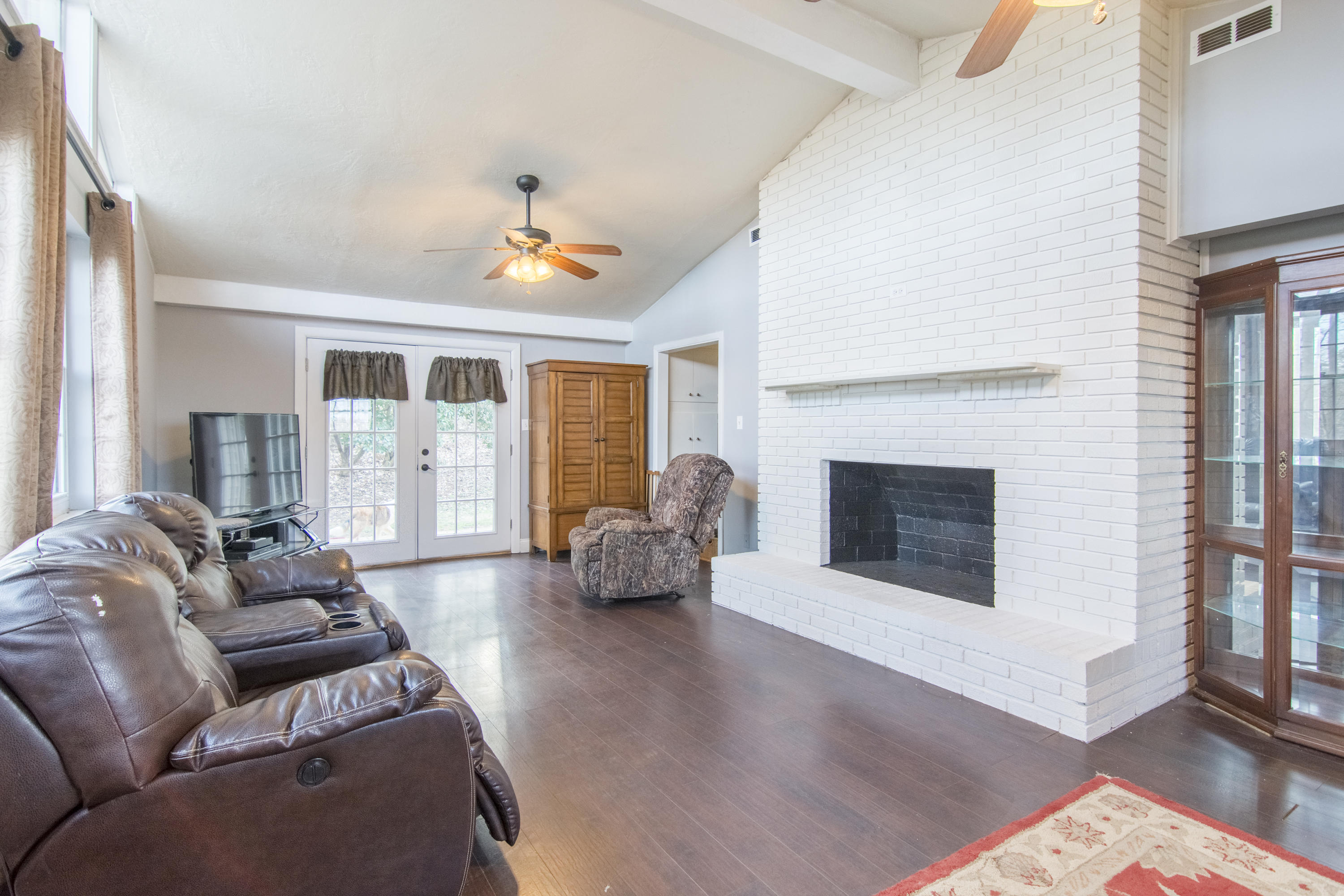 6808 Ruh Road Northeast Knoxville, TN 37918 - Photo 6 of 30 6808RuhRd_06