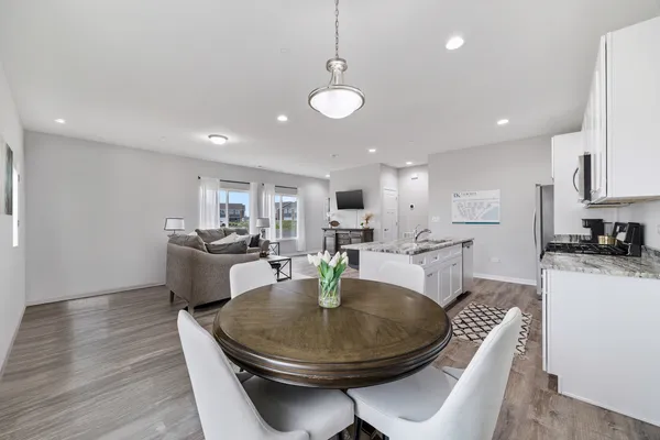 $325,000 | 1243 Gillespie Lane, Yorkville, IL 60560