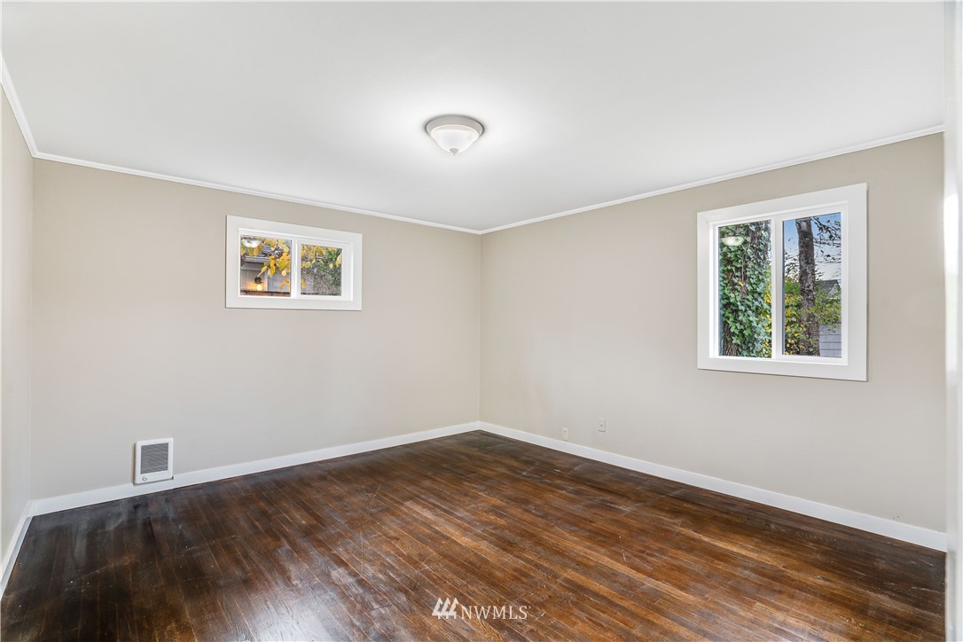 8612 Custer Road Southwest Lakewood, WA 98499 - Photo 11 of 24