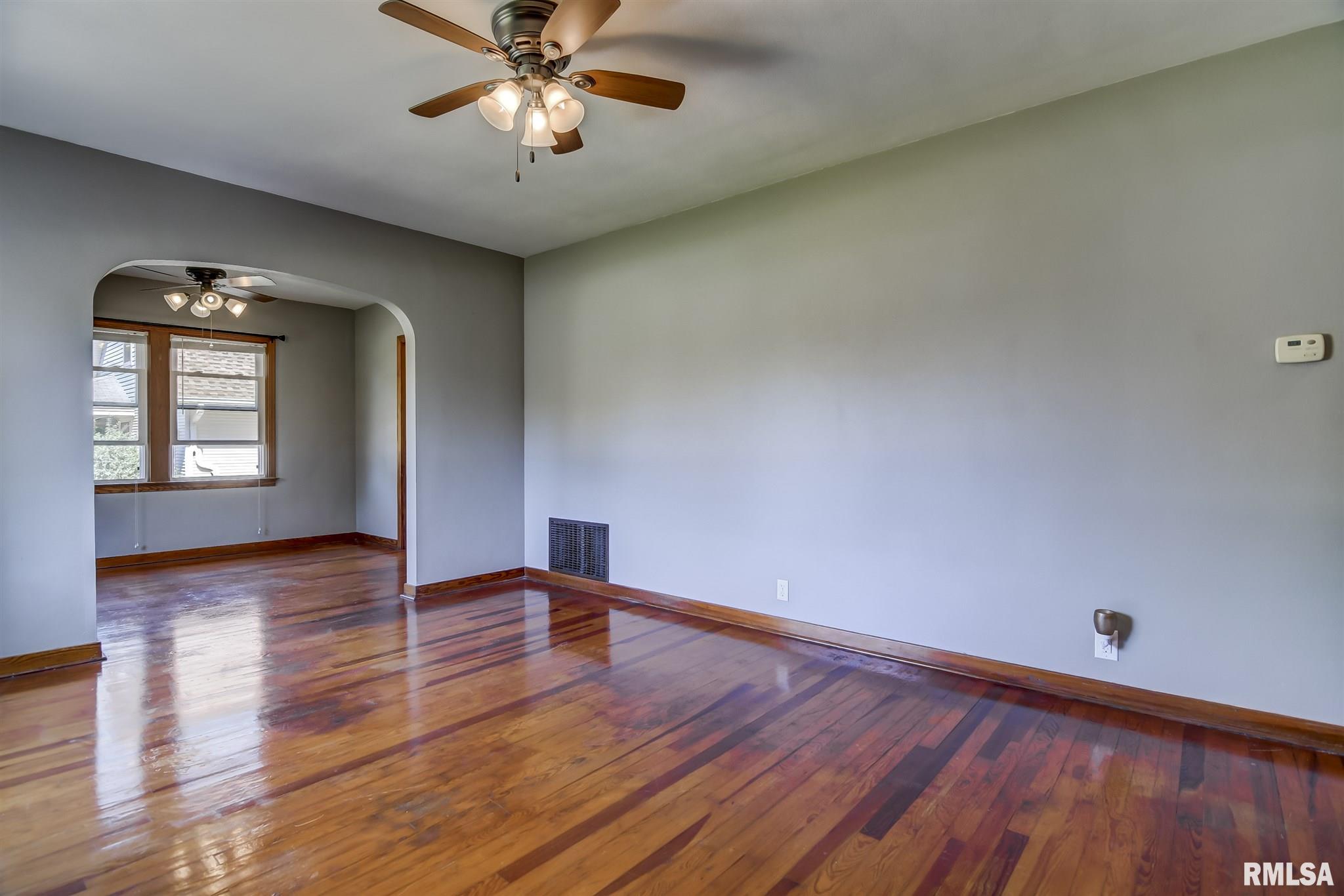 1615 Reed Avenue Springfield, IL 62704 - Photo 3 of 18 Gallery Image 3