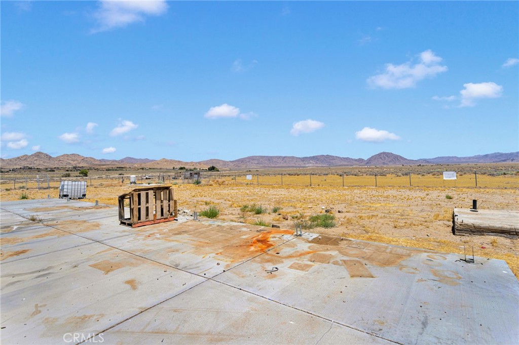 32480 Wren Road Lucerne Valley, CA 92356 - Photo 36 of 55