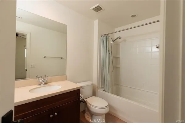 $4,000 | 710 East Valencia Street, Anaheim, CA 92805