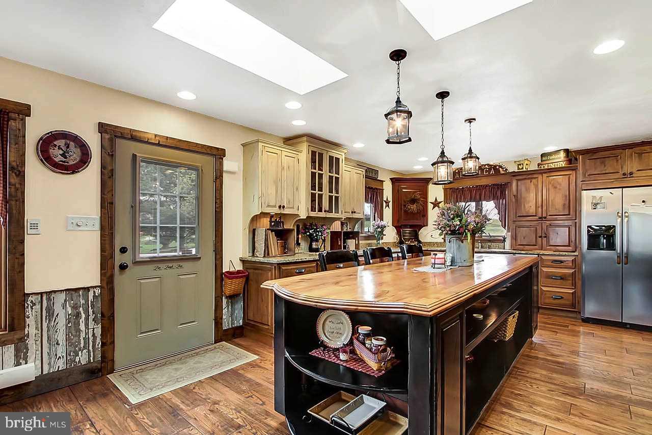 764 Menges Mills Road Spring Grove, PA 17362 - Photo 10 of 36